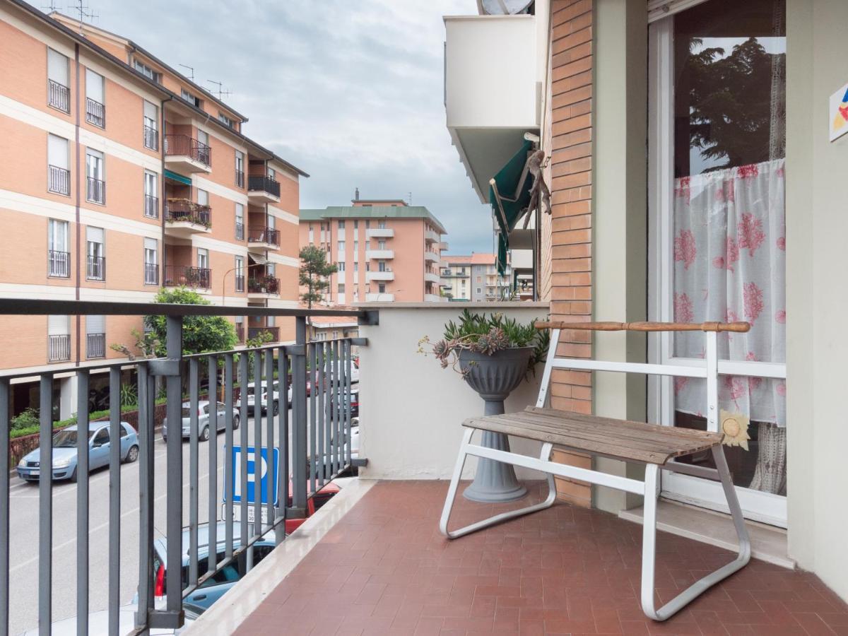 Flaminia Bright & Roomy Apartment Pesaro Exterior foto