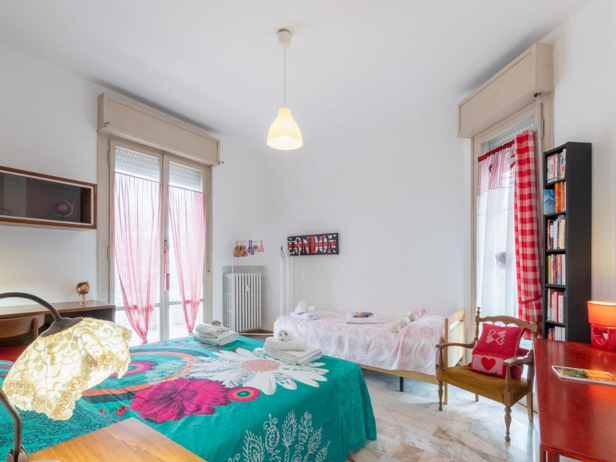 Flaminia Bright & Roomy Apartment Pesaro Exterior foto