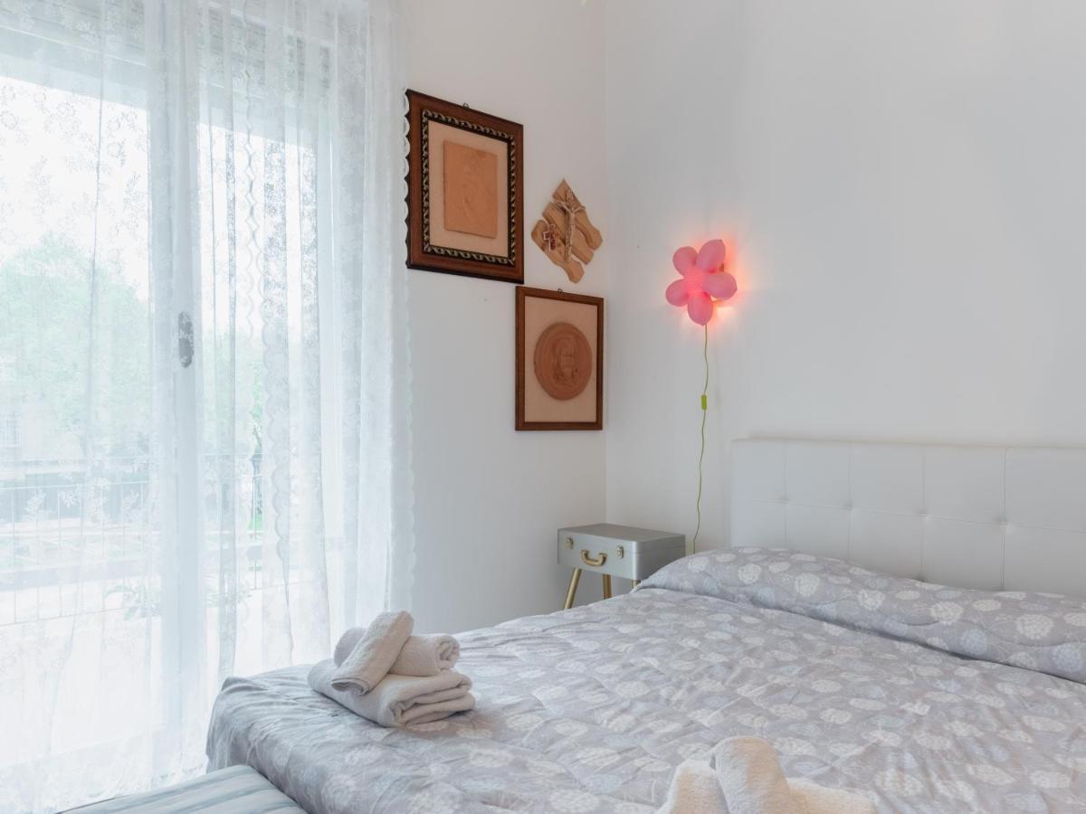 Flaminia Bright & Roomy Apartment Pesaro Exterior foto